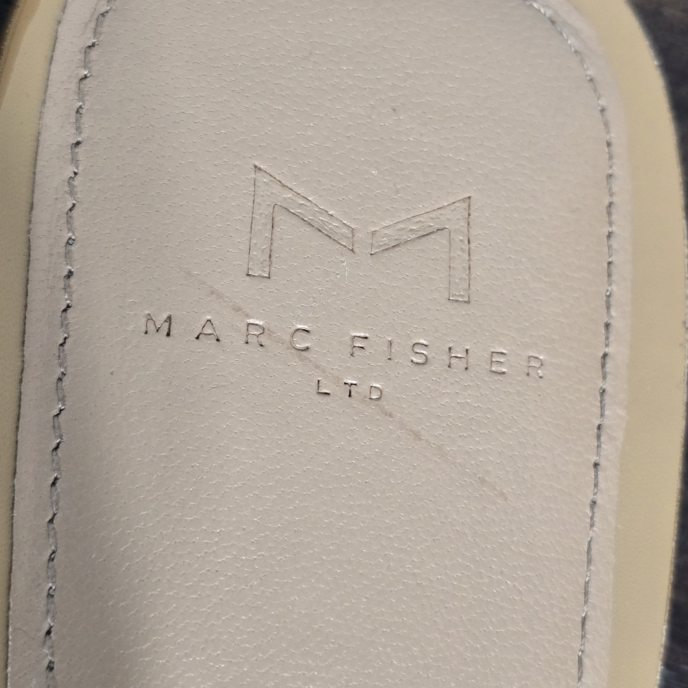 Marc Fisher Ltd. Reanna Leather Woven Flat Sandals Women's Size 10M - Picture 7 of 12